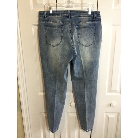 Via Ritina y2k Style Distressed Bling Denim Cropped Jeans - Picture 3 of 6